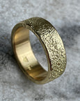 18CT GOLDEN EARTH RING