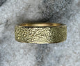 18CT GOLDEN EARTH RING