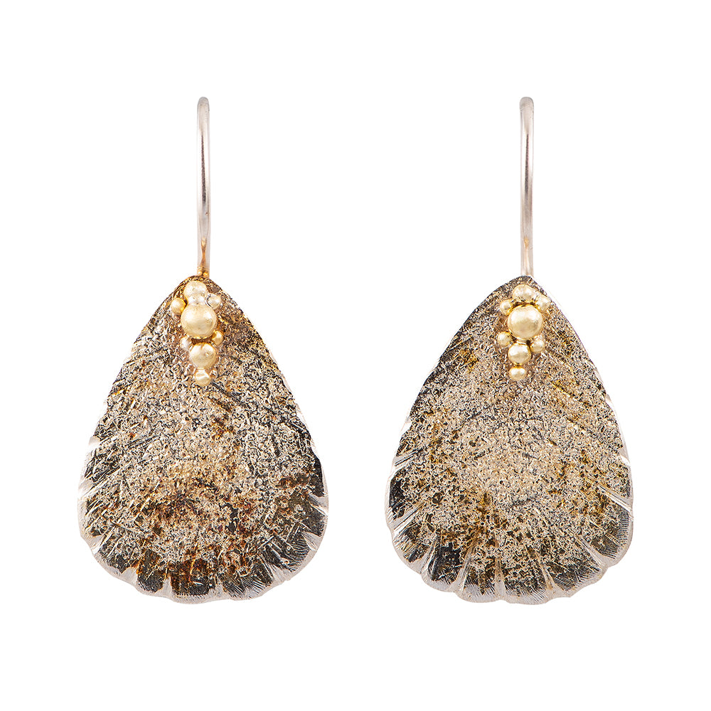 PETAL EARRINGS