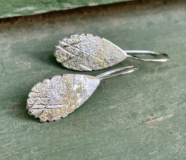 BUTTERFLY WINGS HOOK EARRINGS