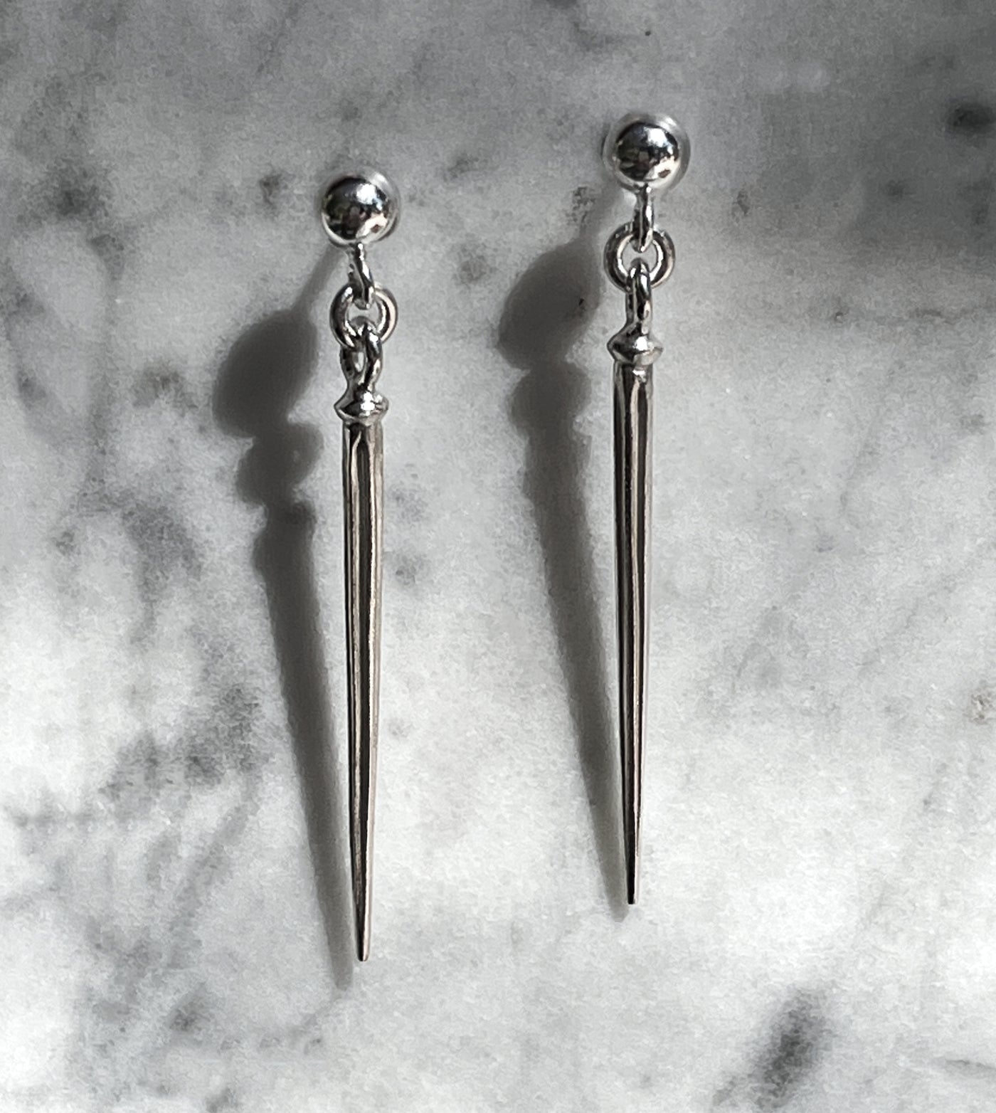 FLUTED COLUMN EARRINGS