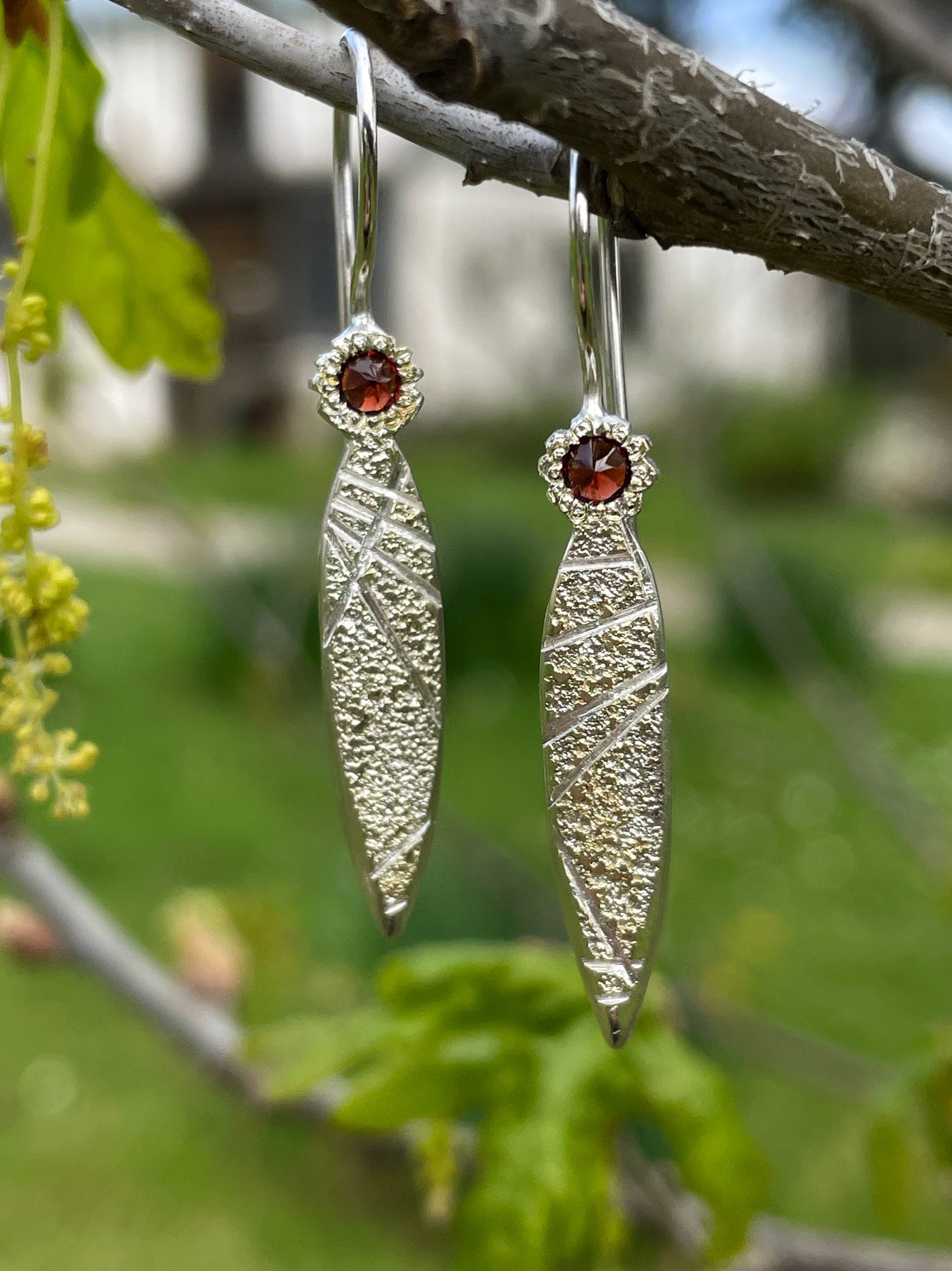 GARNET LEAF EARRINGS