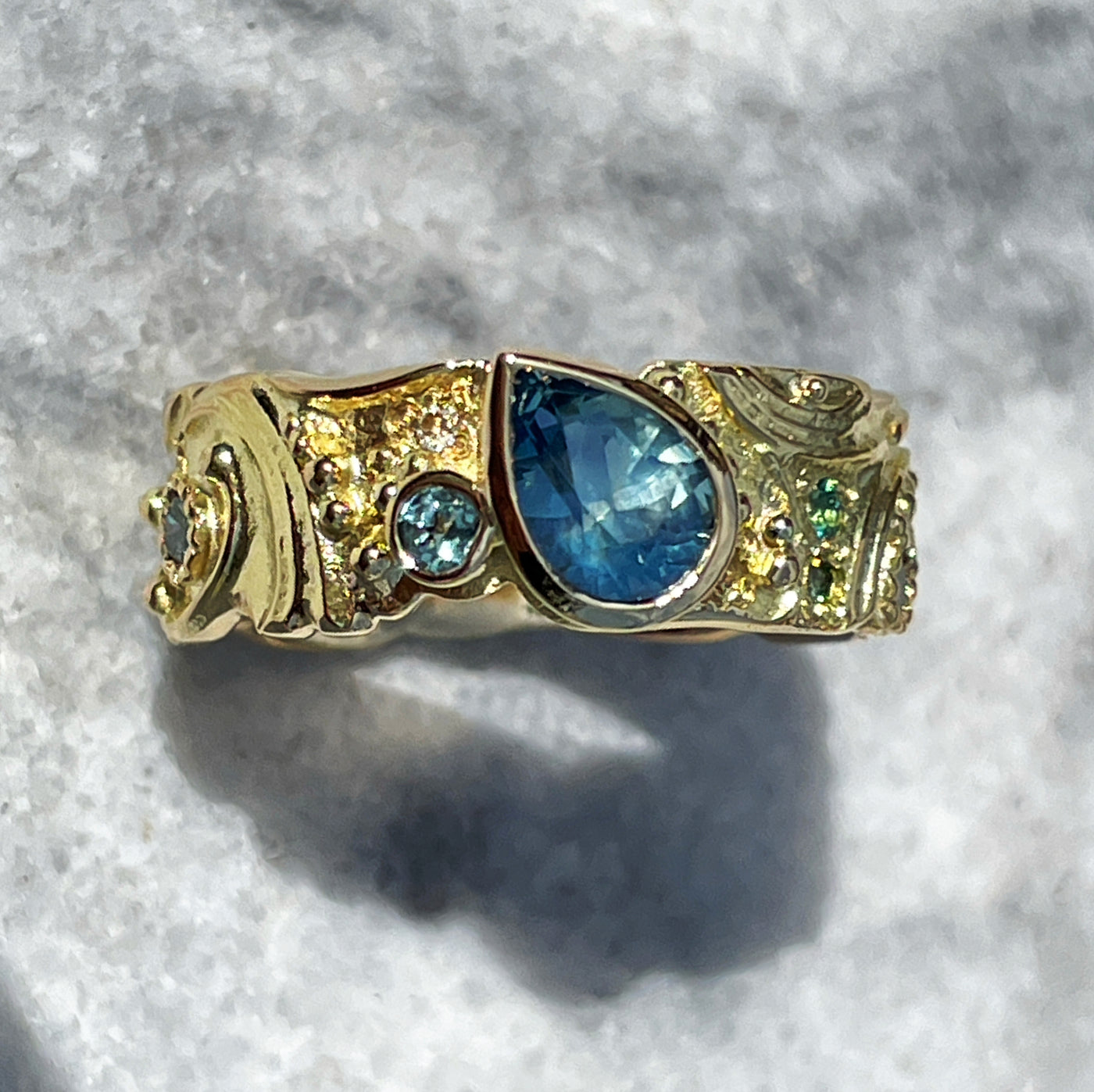 ARCTIC WAVE RING