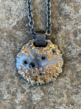GOLDEN BOULDER PENDANT WITH BLACK DIAMONDS