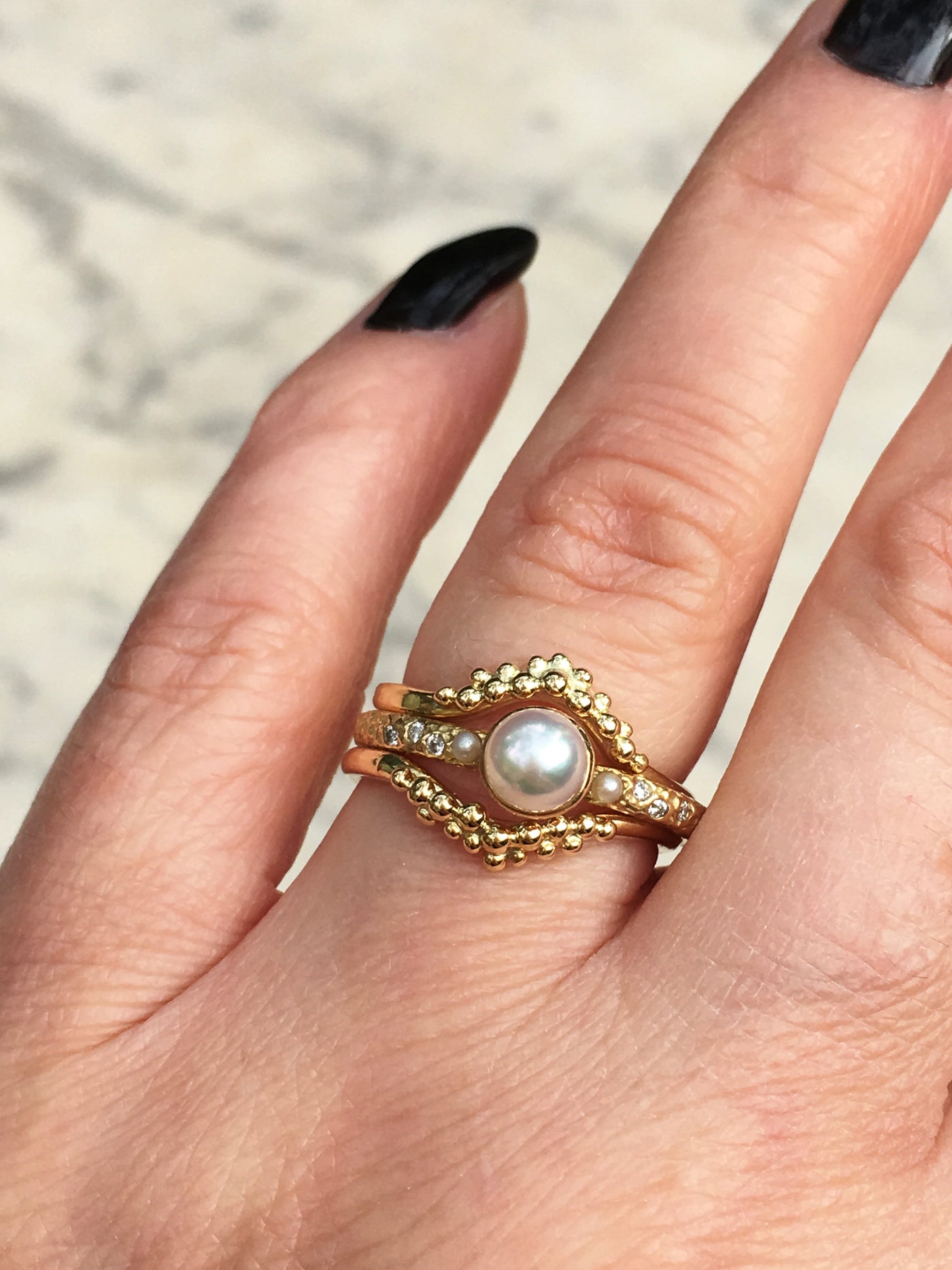CHELSEA PEARL RING WITH FITTED BERRIES RINGS
