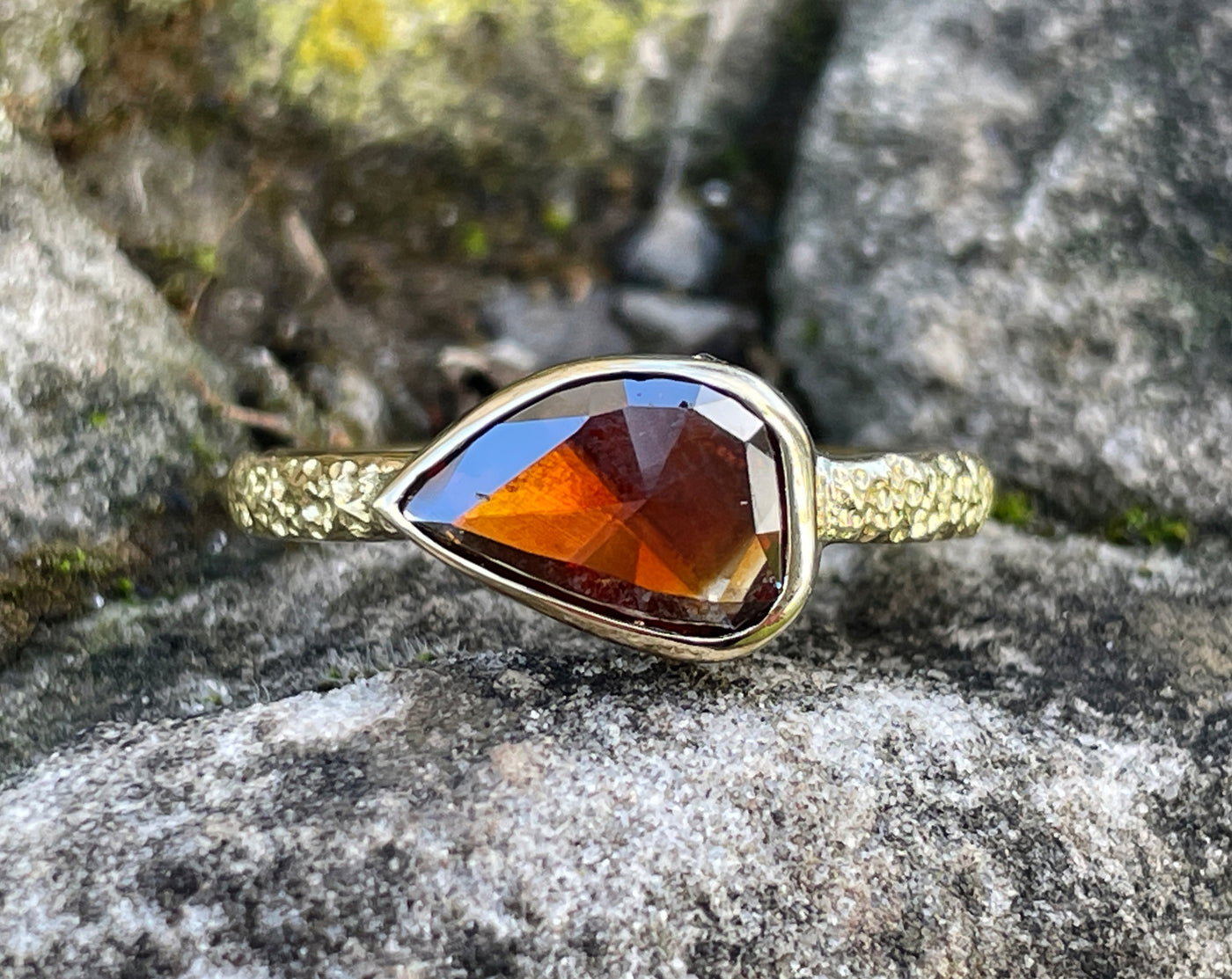 COGNAC DIAMOND RING