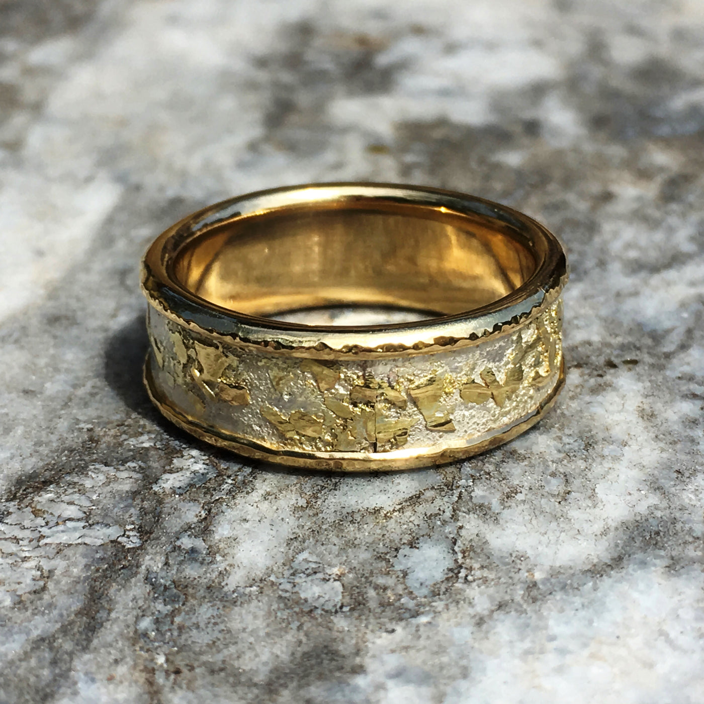 BOULDER RING WITH 22CT GOLD - IN SILVER