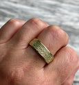 18CT GOLDEN EARTH RING